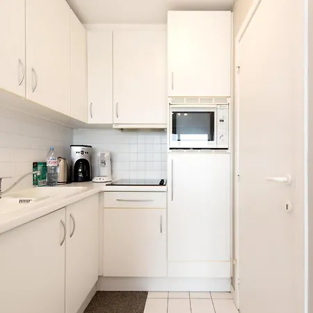 Apartment Spacious With Terrace Middelkerke