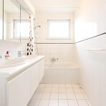 Apartment Spacious With Terrace Middelkerke